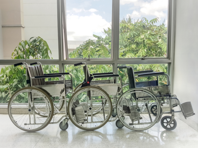 long-lasting-performance-and-safety-of-wheelchairs